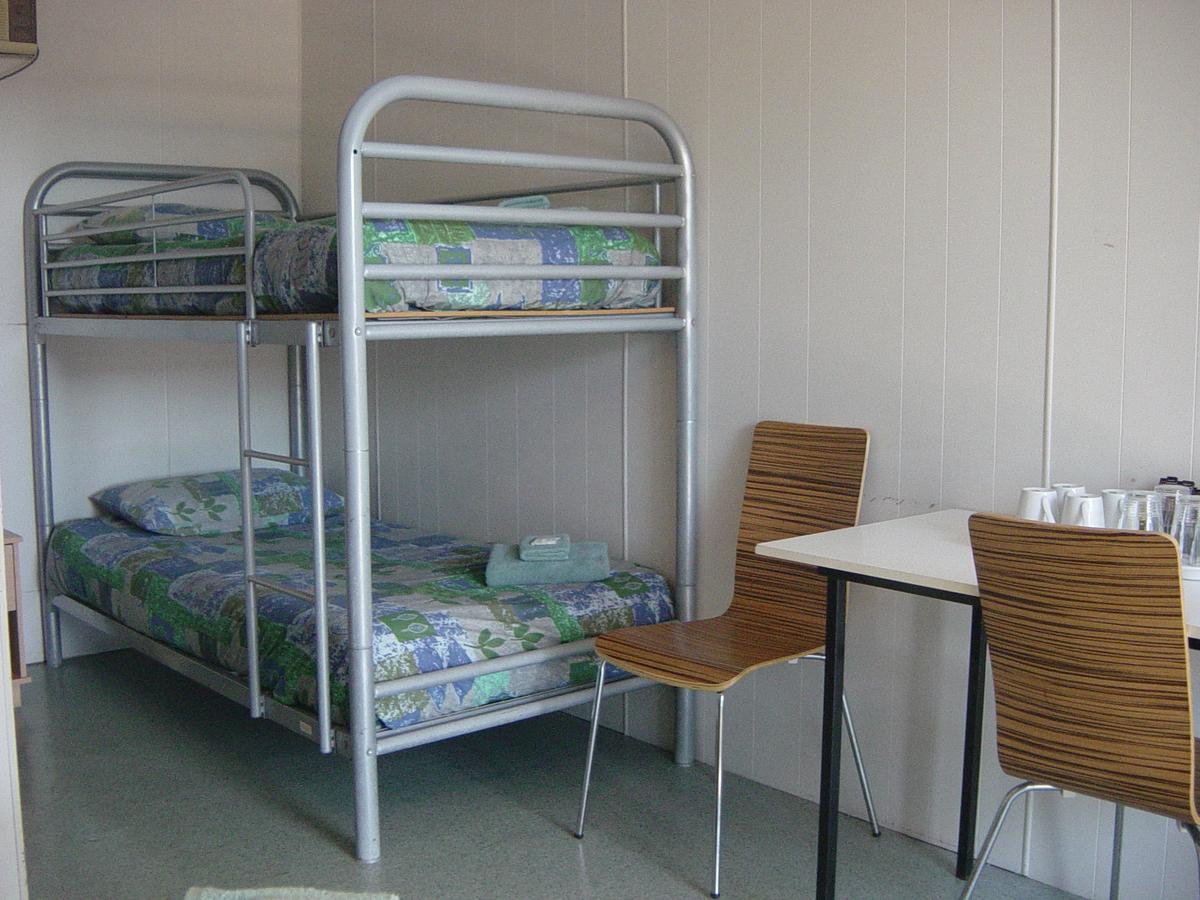 Greenacres Motel / Van Park Benaraby Luaran gambar